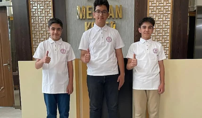 Mercan Koleji Türkiye Birinciliğini Gelenek Haline Getirdi