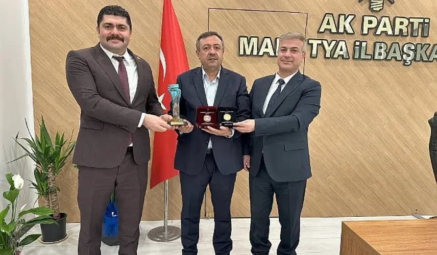 AK Parti Malatya İl Başkanı Ali Bakan, DHMİ Malatya Havalimanı Yönetimini Ağırladı