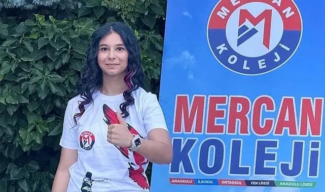 2024 LGS Türkiye Birincisi Malatya Mercan Koleji Öğrencisi Ada Sera Diksu