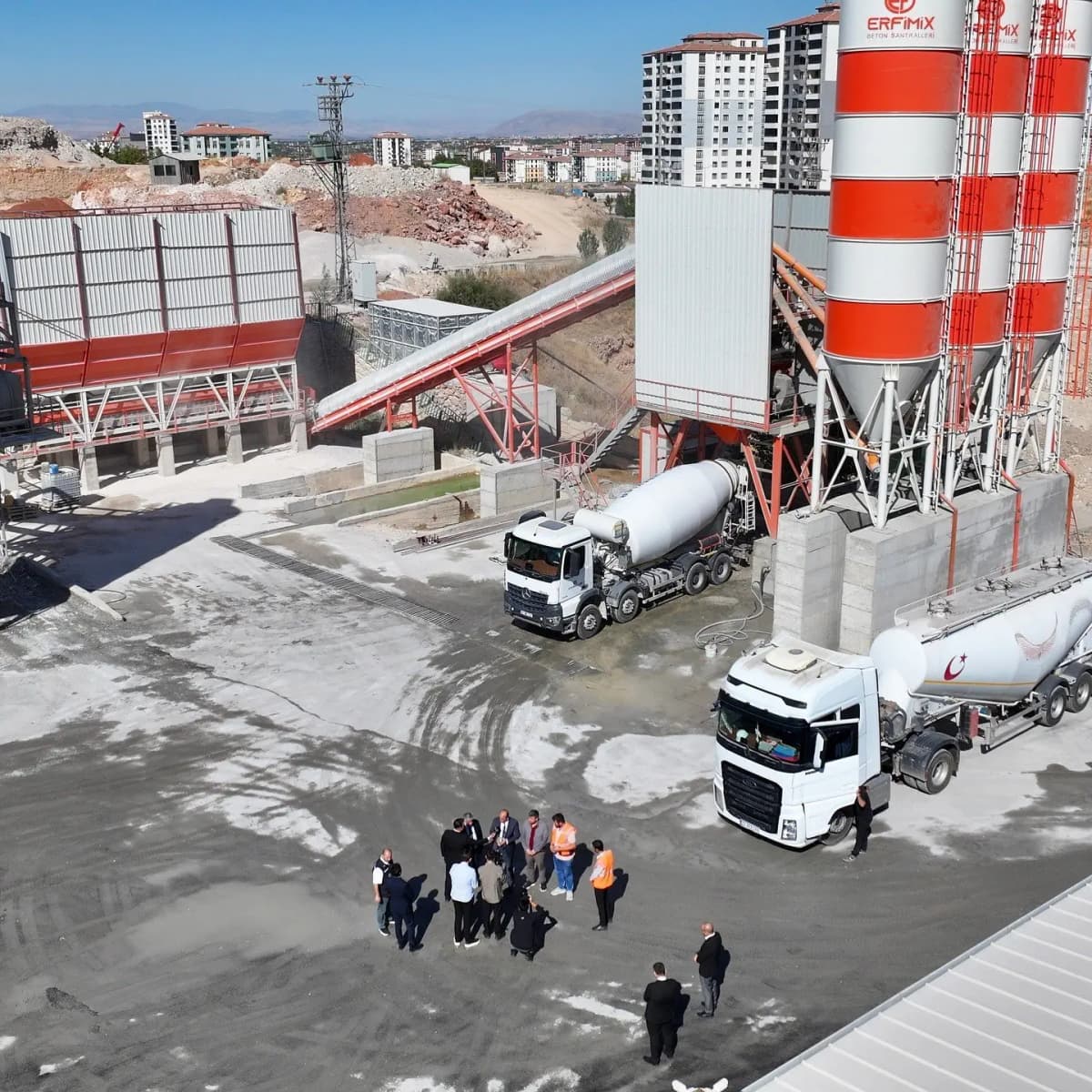 Başkan Geçit, “Beton Santrallerimiz Şehrimizin İnşasına Büyük Katkı Sunuyor”