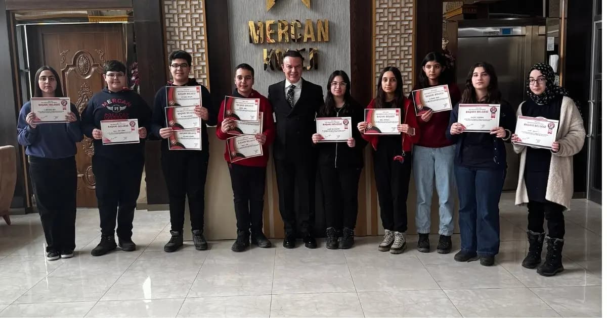 Türkiye Birinciliği Mercan Koleji’nden